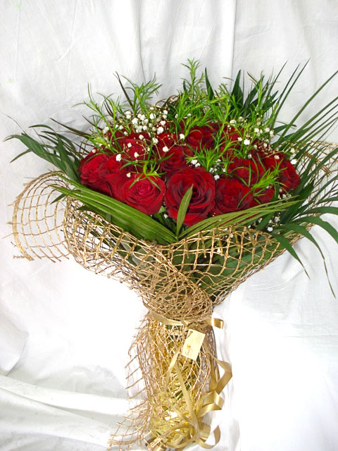 Букет от 33 червени рози  Букет от 33 червени рози